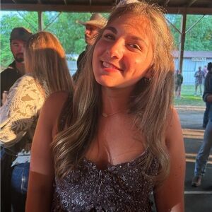 Meet your Posher, Madalyne